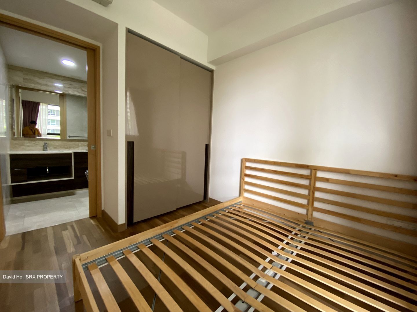 Commonwealth Towers (D3), Condominium #525332461